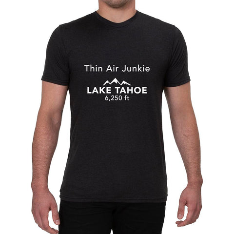 Thin Air Junkie Lake Tahoe 6,250ft design - Men's T-shirt